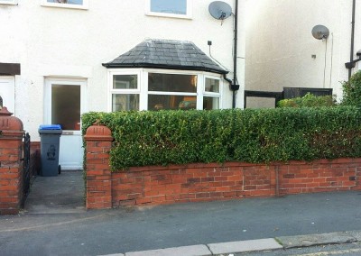 hedge-trimming-service-poulton